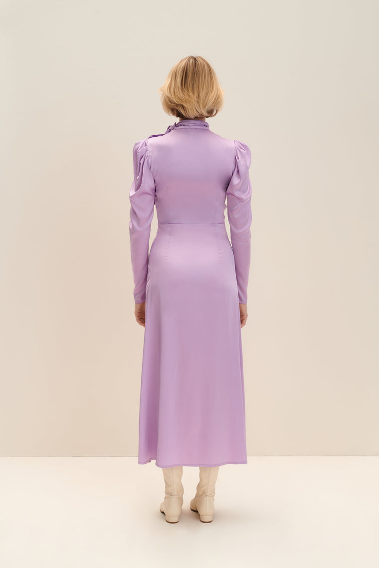 Tie-detailed dress in Lilac