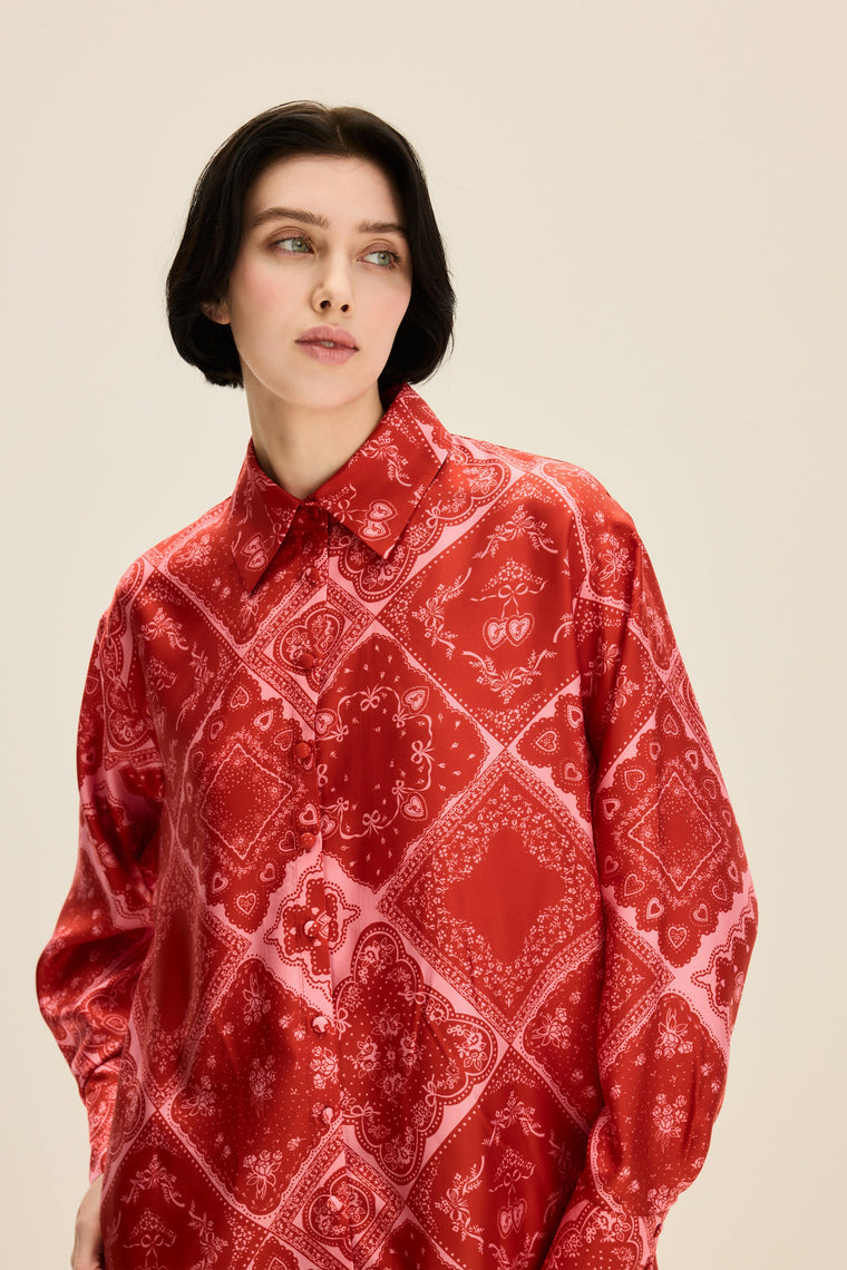 Silk oversized shirt in Lovestruck Print